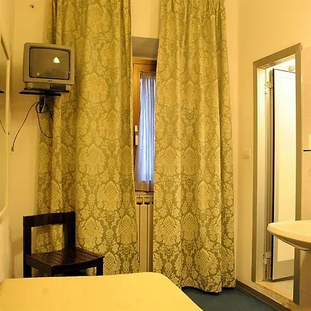 Romagna Otel Floransa